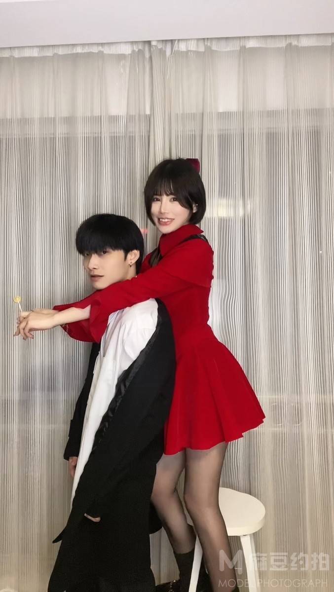 情侣模特