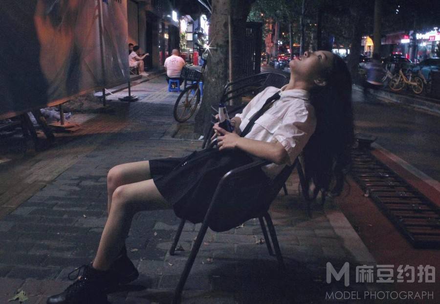 胶片模特