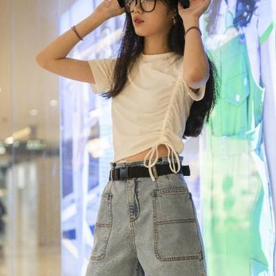 清新模特