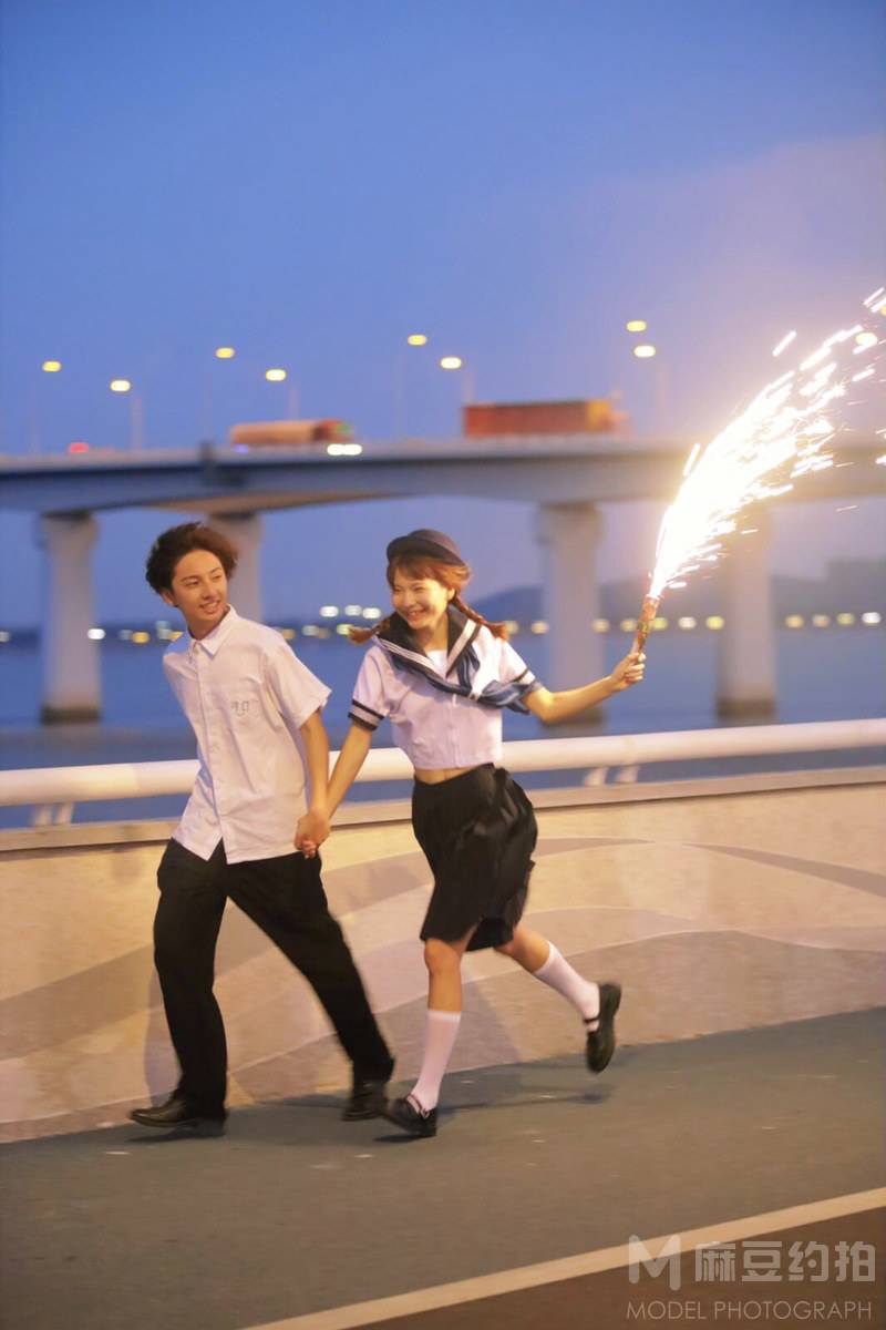 情侣模特