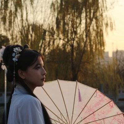 汉服模特