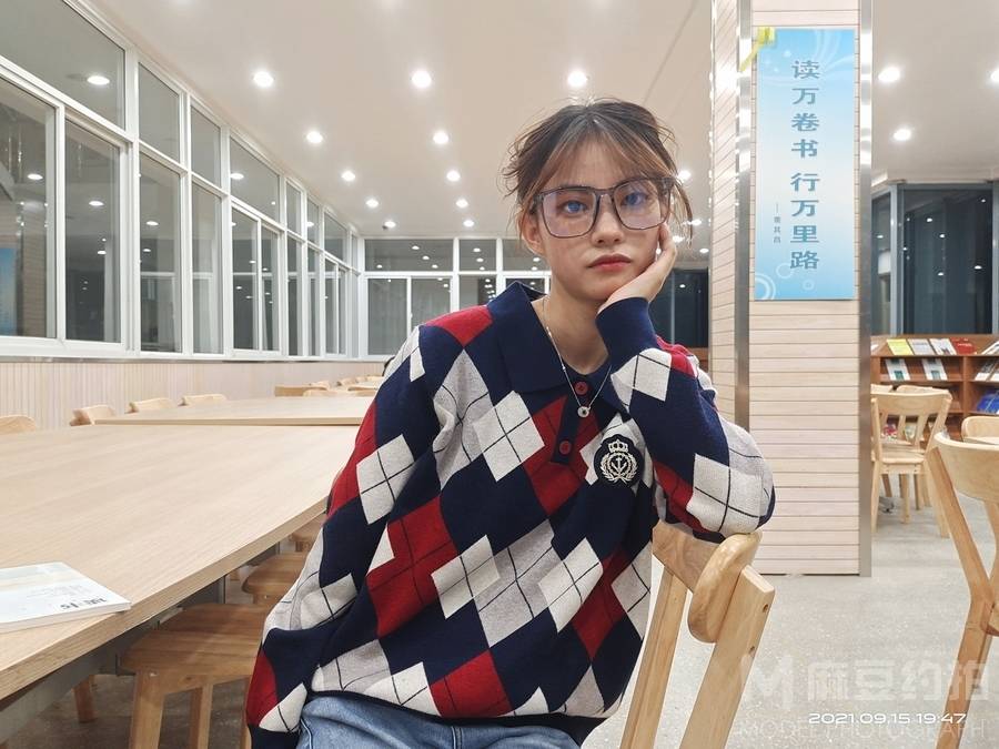 校园模特