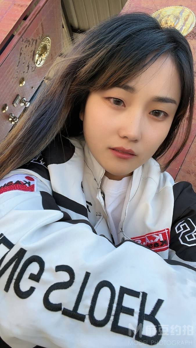 纪实模特