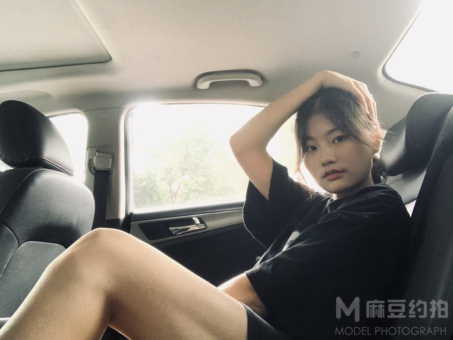 胶片模特