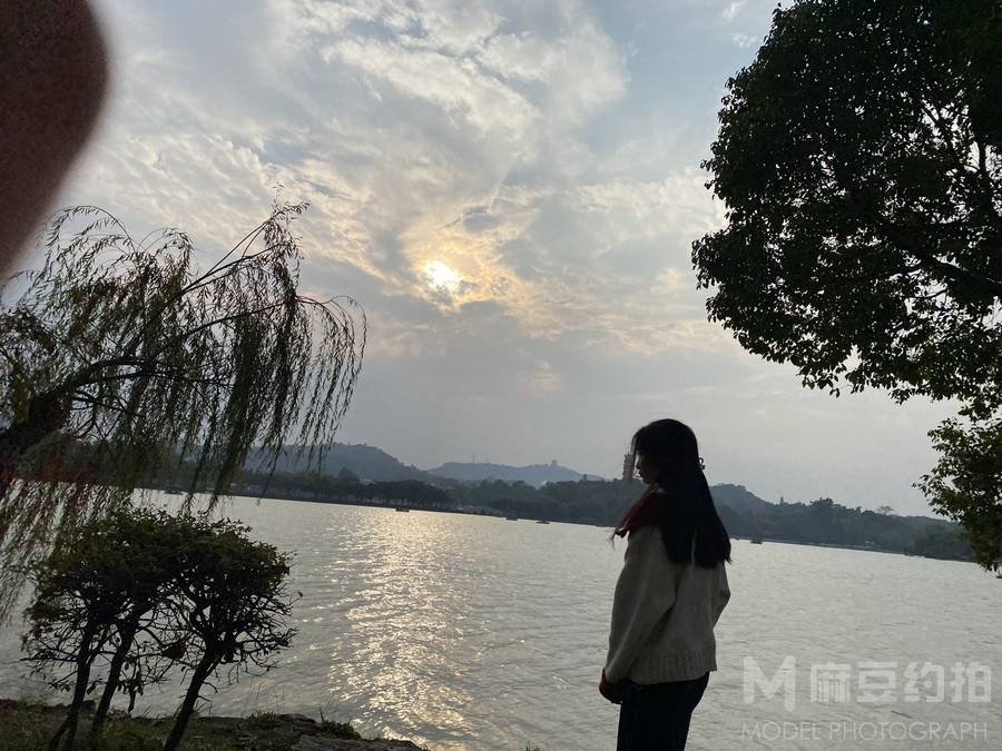 纪实模特