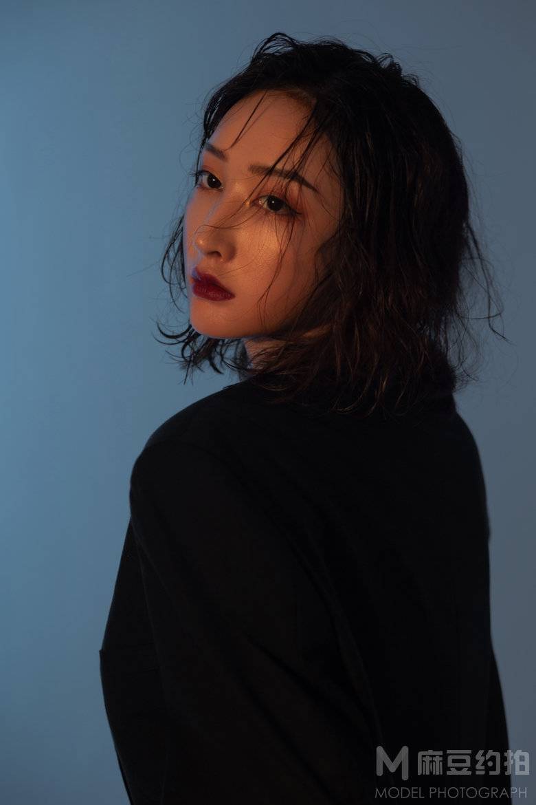 暗黑模特