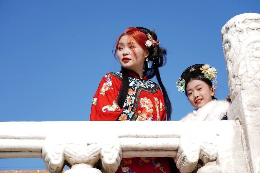 汉服模特