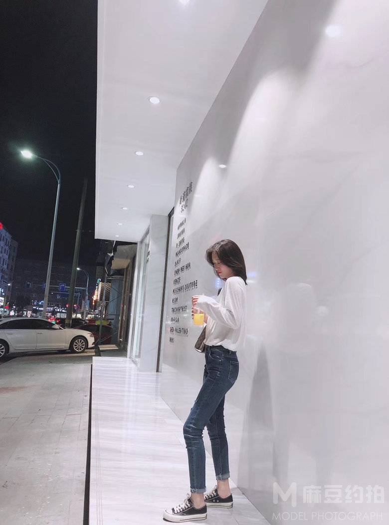 夜景模特
