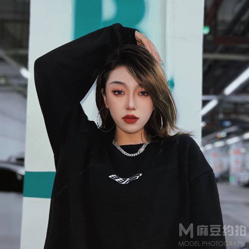 暗黑模特