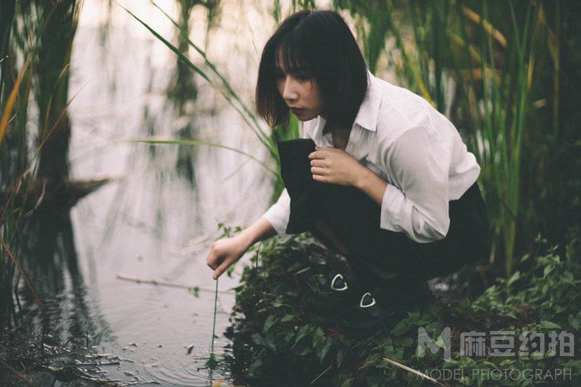 情绪模特