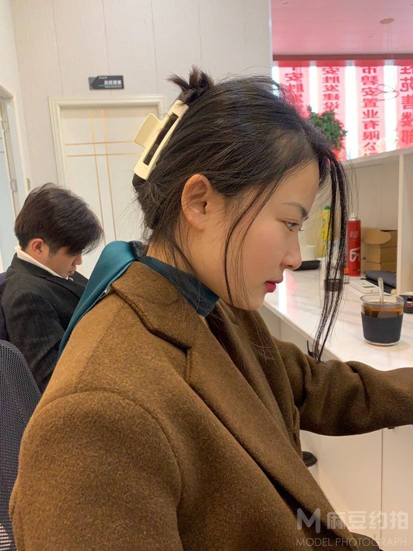 商务模特