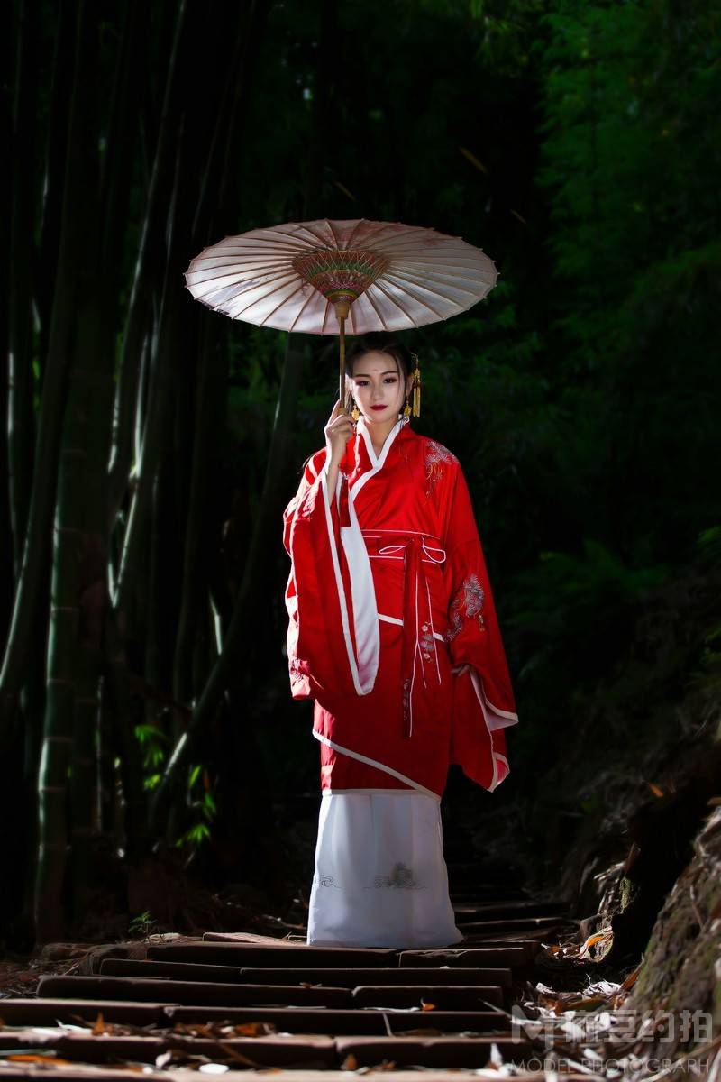 汉服模特