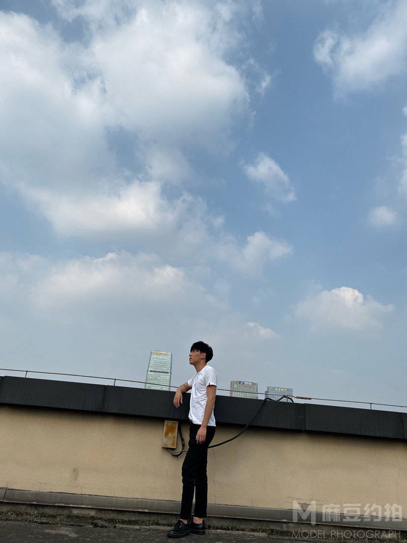 黑白模特