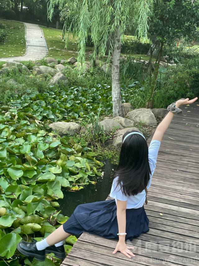 校园模特