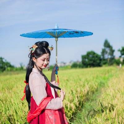 汉服模特