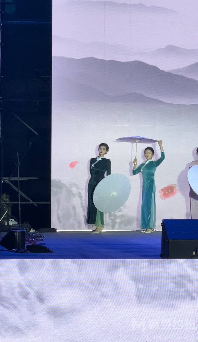 旗袍模特