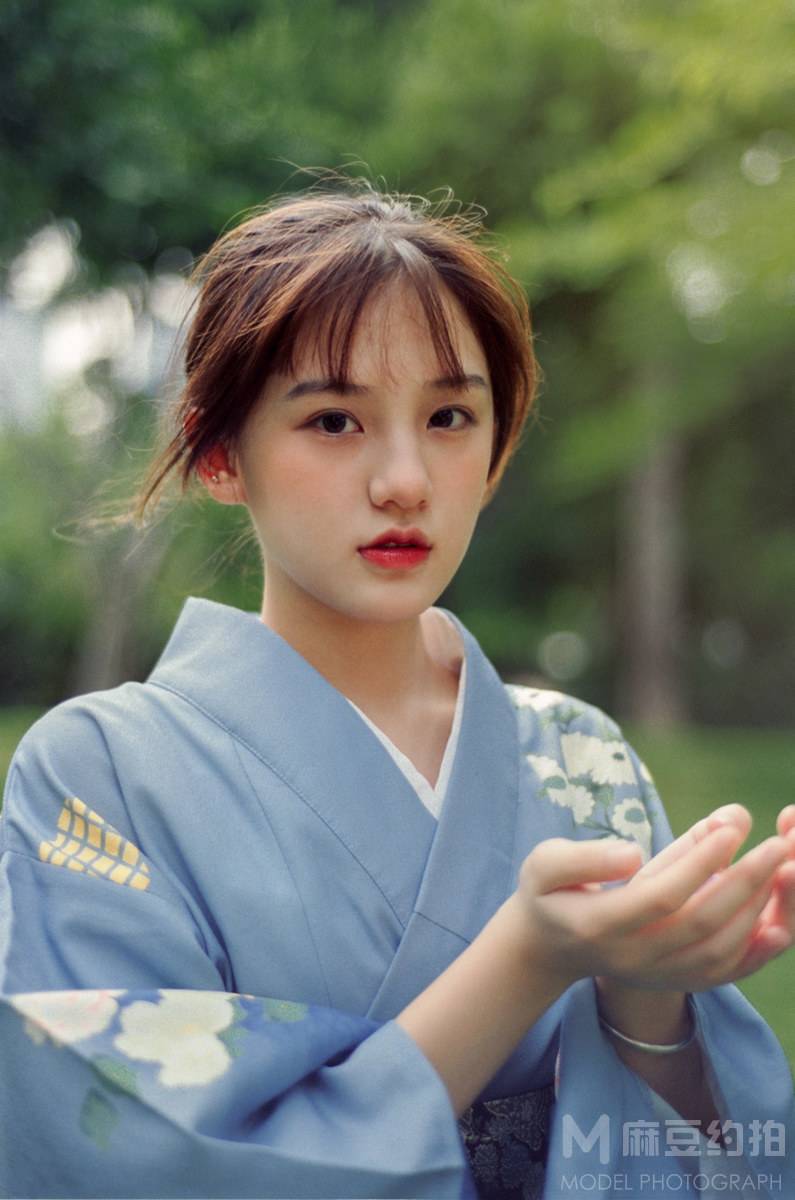 胶片模特