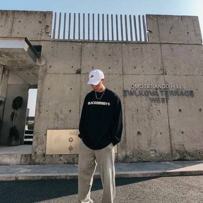 黑白模特