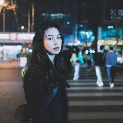 黑白模特
