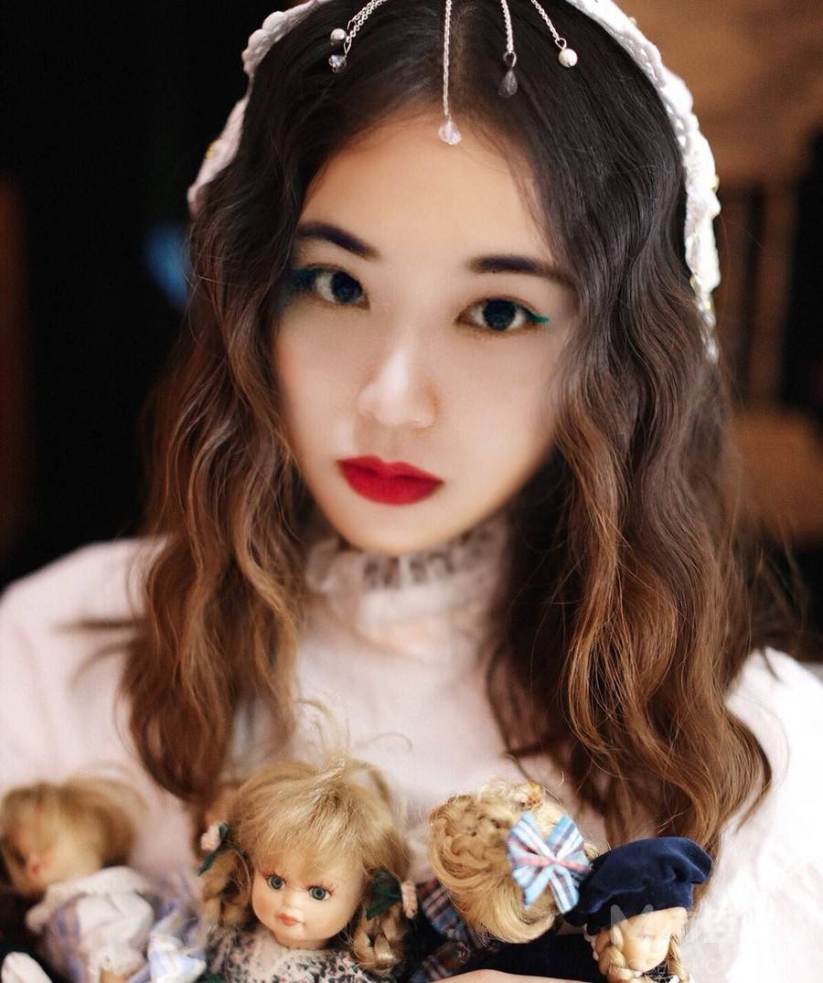 妆容模特