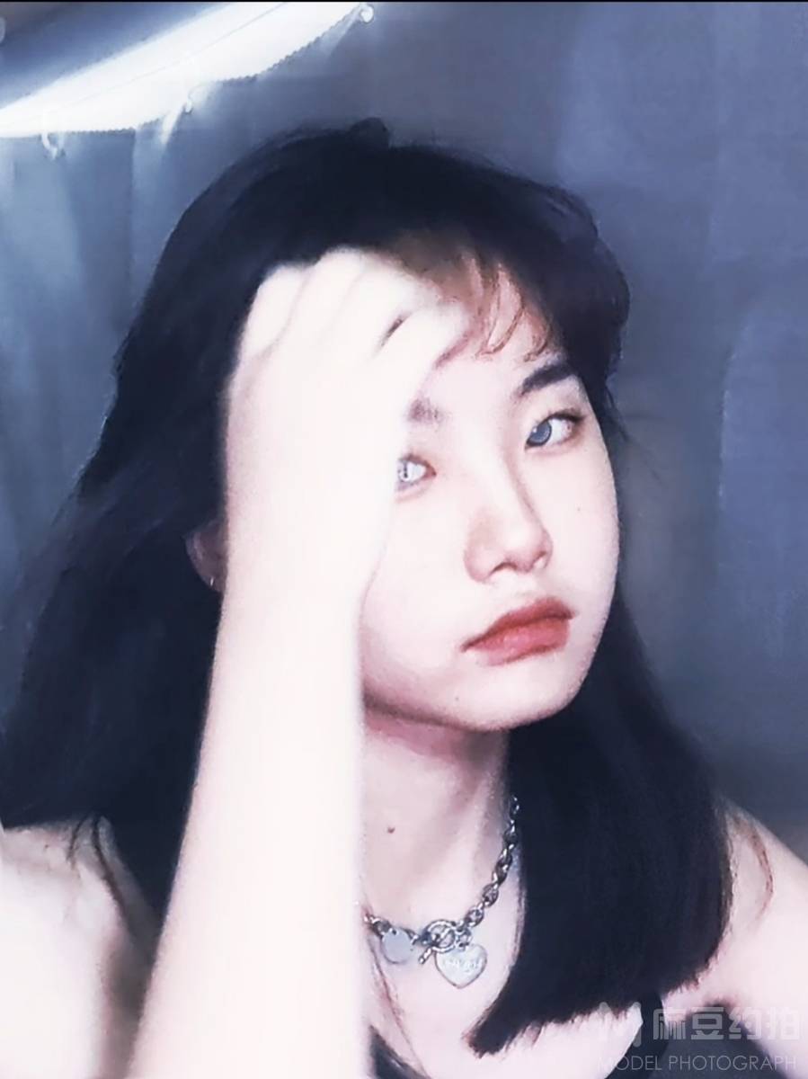胶片模特