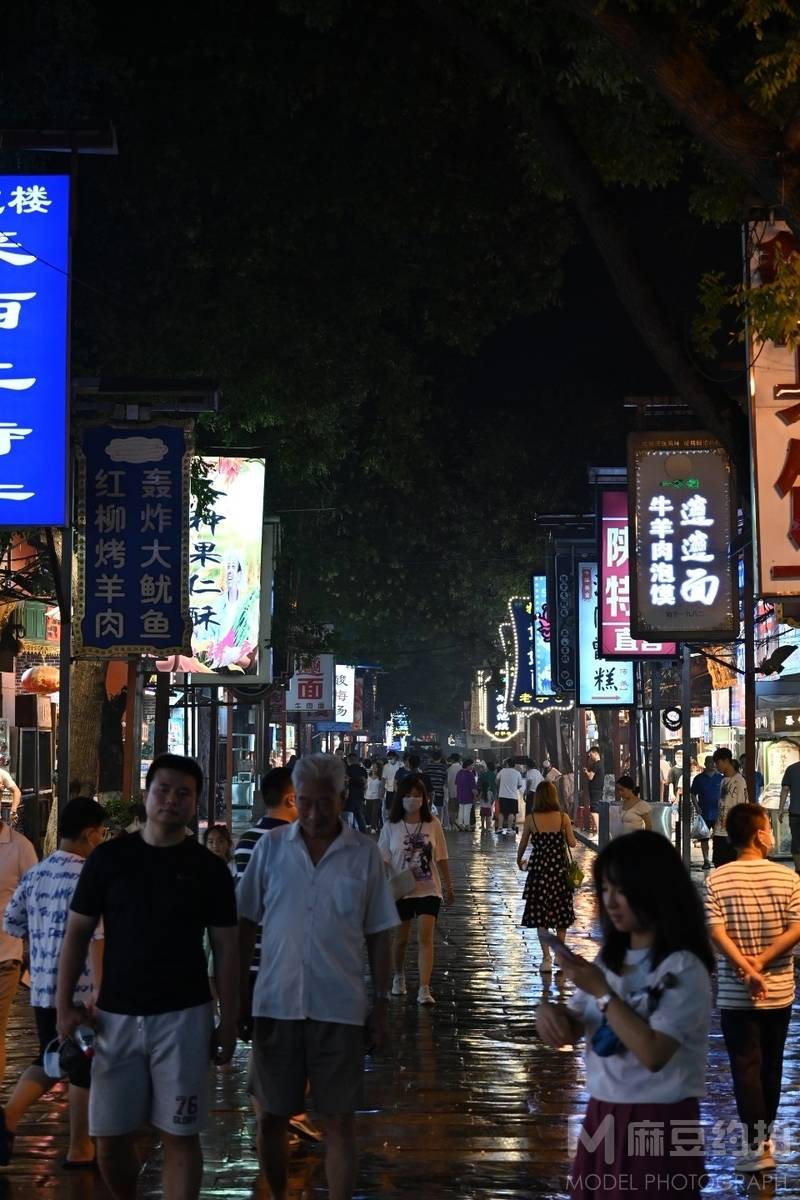 夜景模特