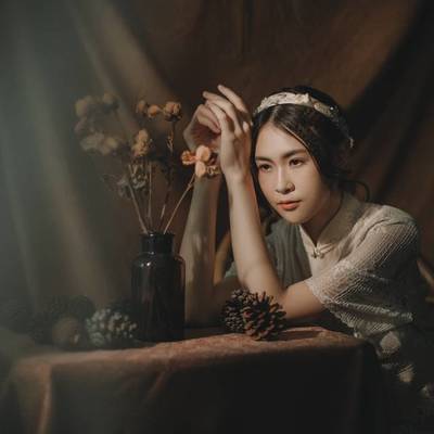 情绪模特