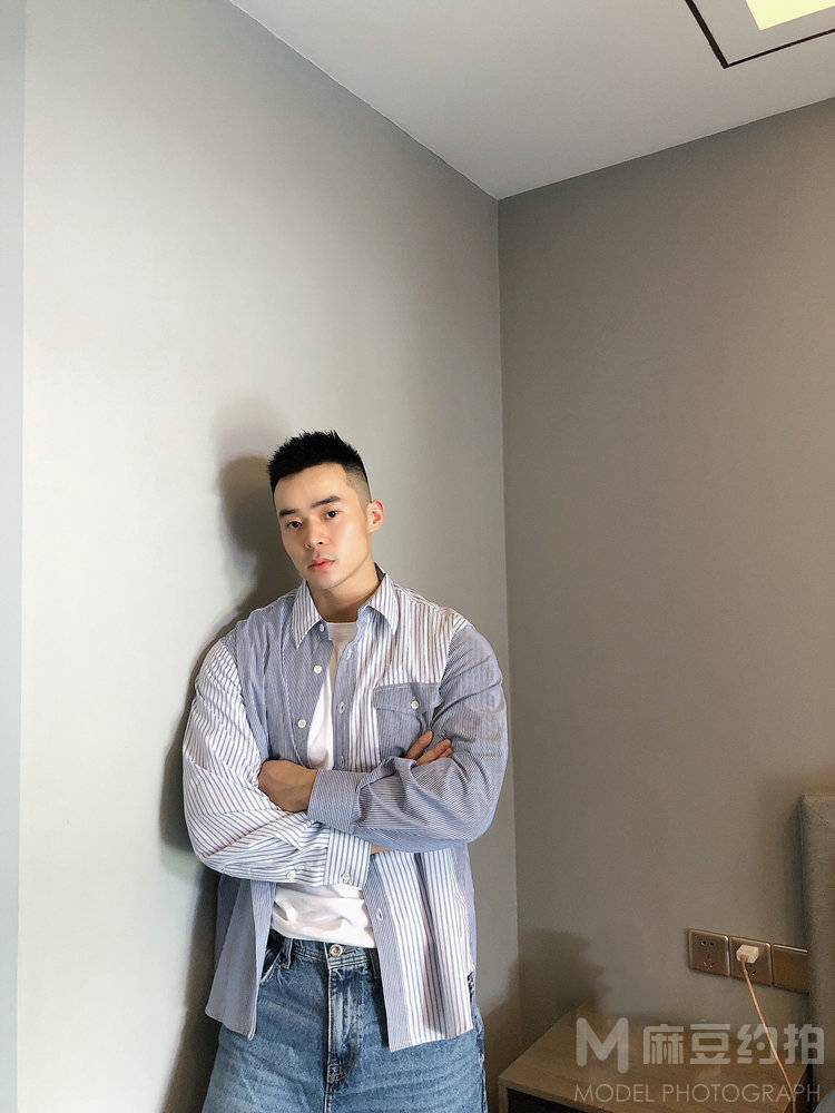 纪实模特