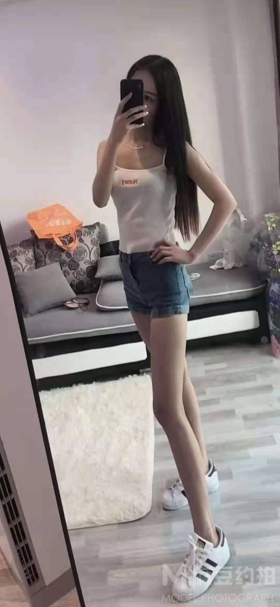 纪实模特