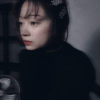 黑白模特