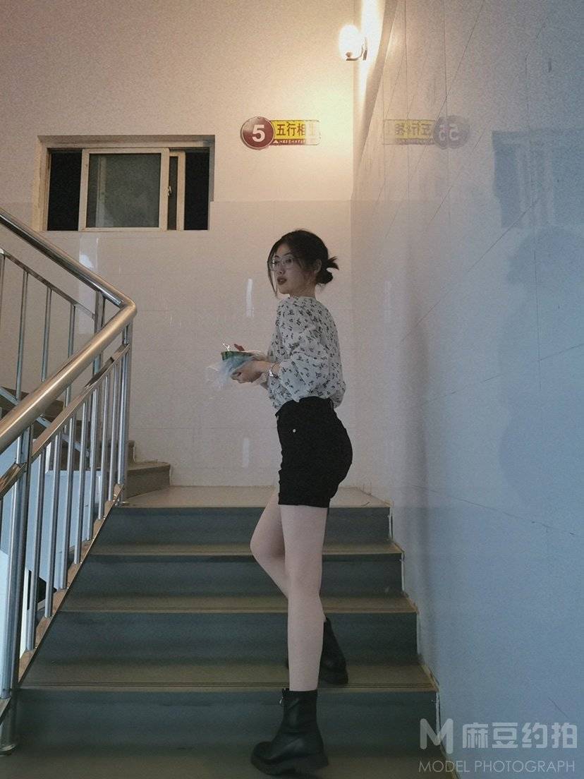校园模特