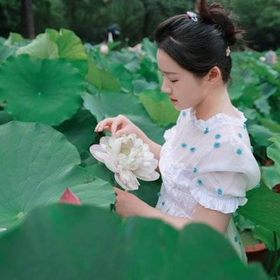 清新模特