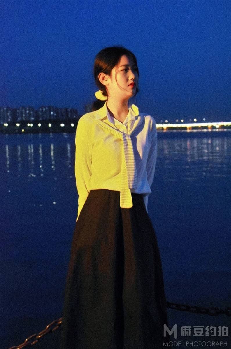 胶片模特