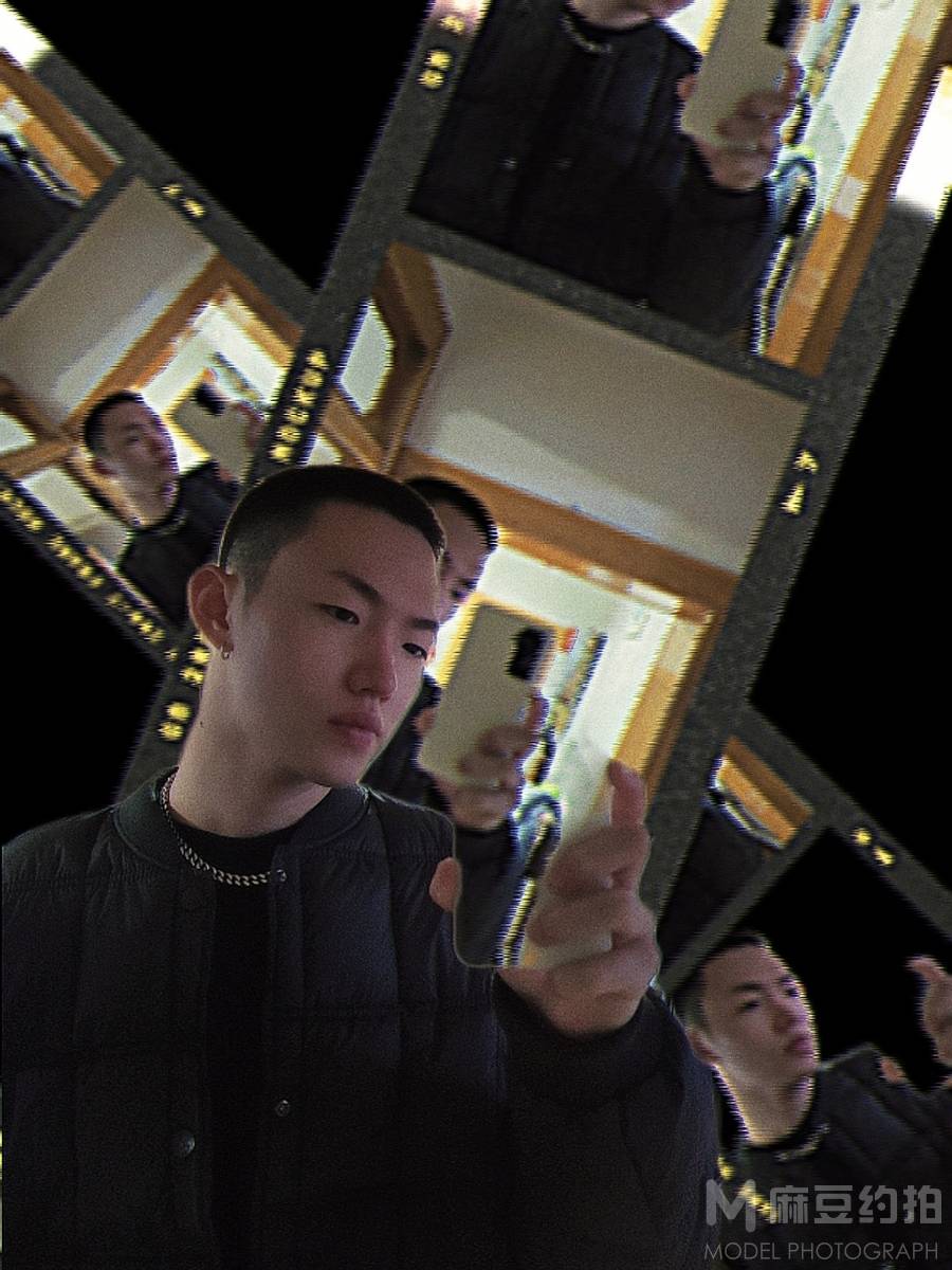 情绪模特