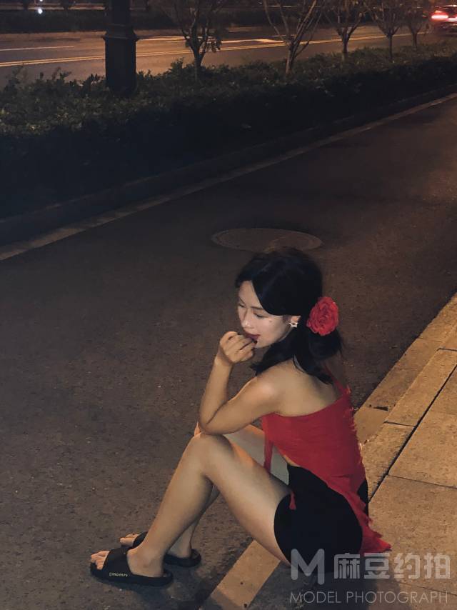 夜景模特