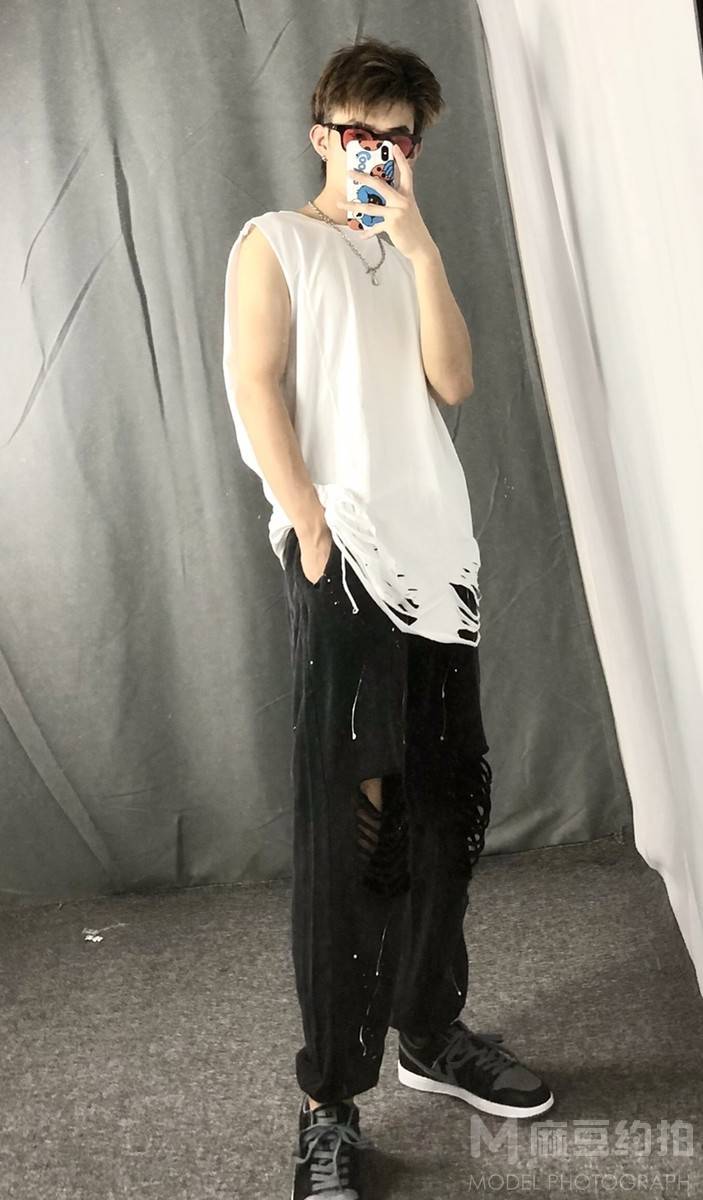 暗黑模特