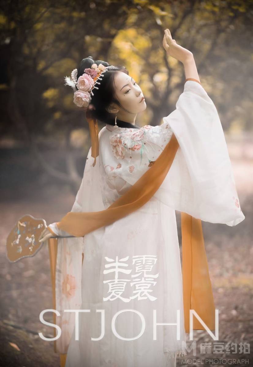 民国模特