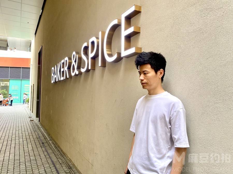 纪实模特