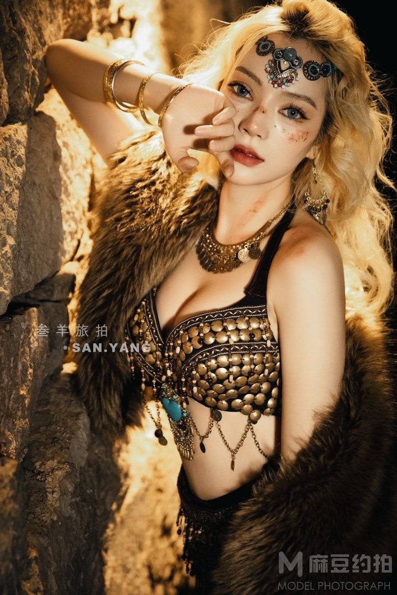 纪实模特