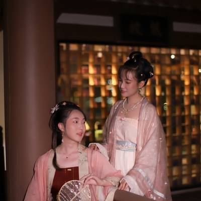 汉服模特