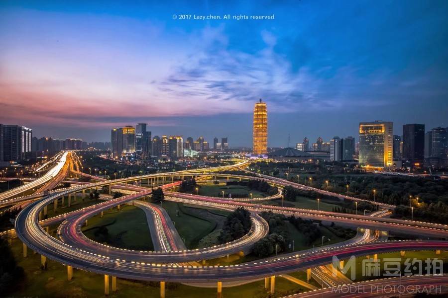 夜景模特