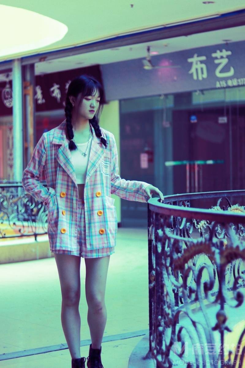 清新模特