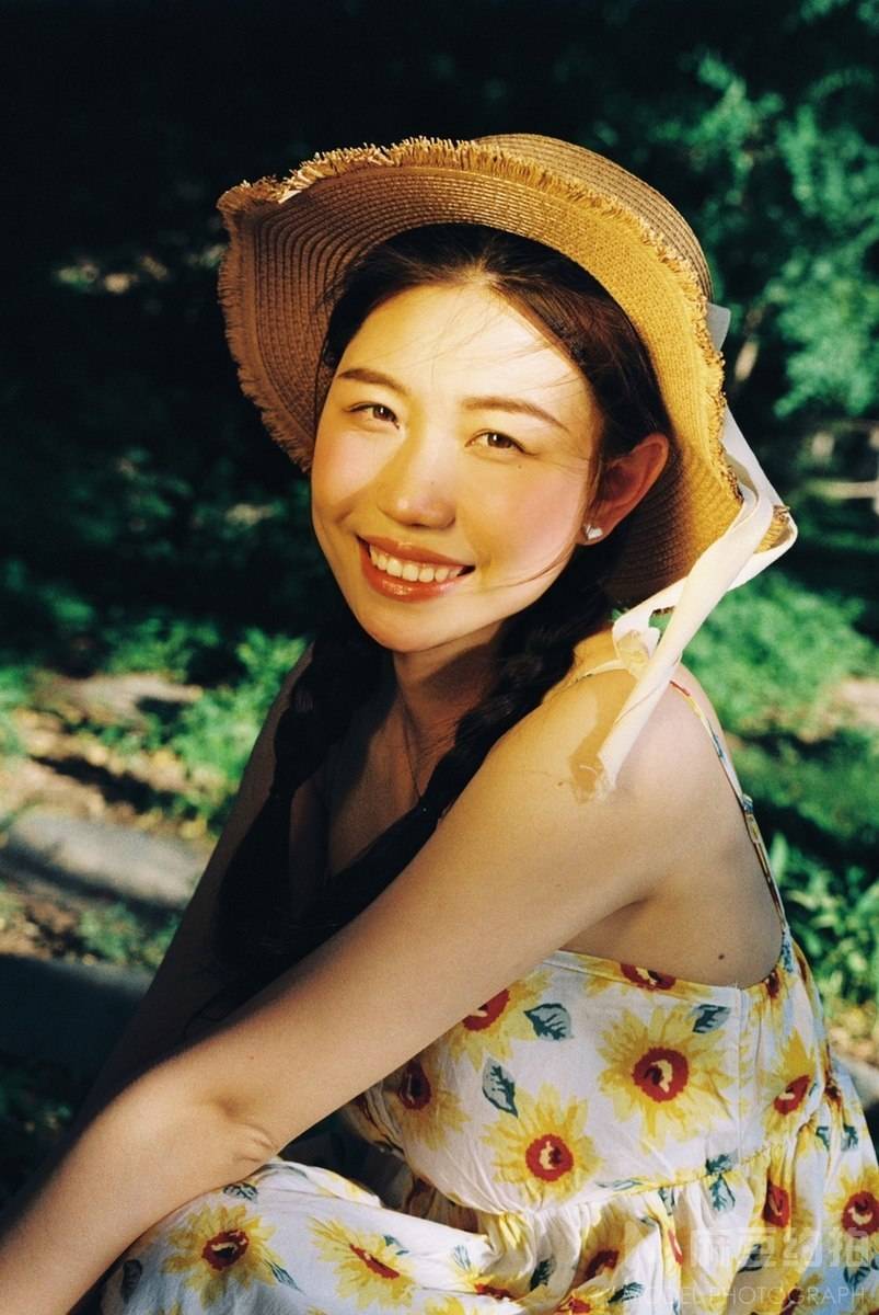 胶片模特