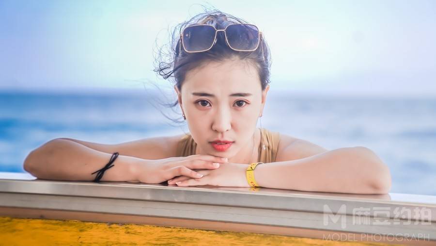 黑白模特