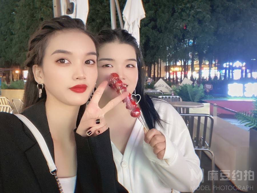 清新模特