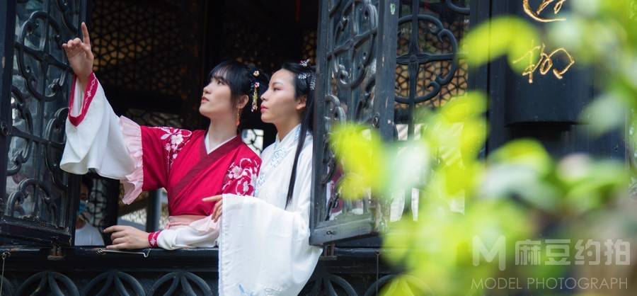 汉服模特