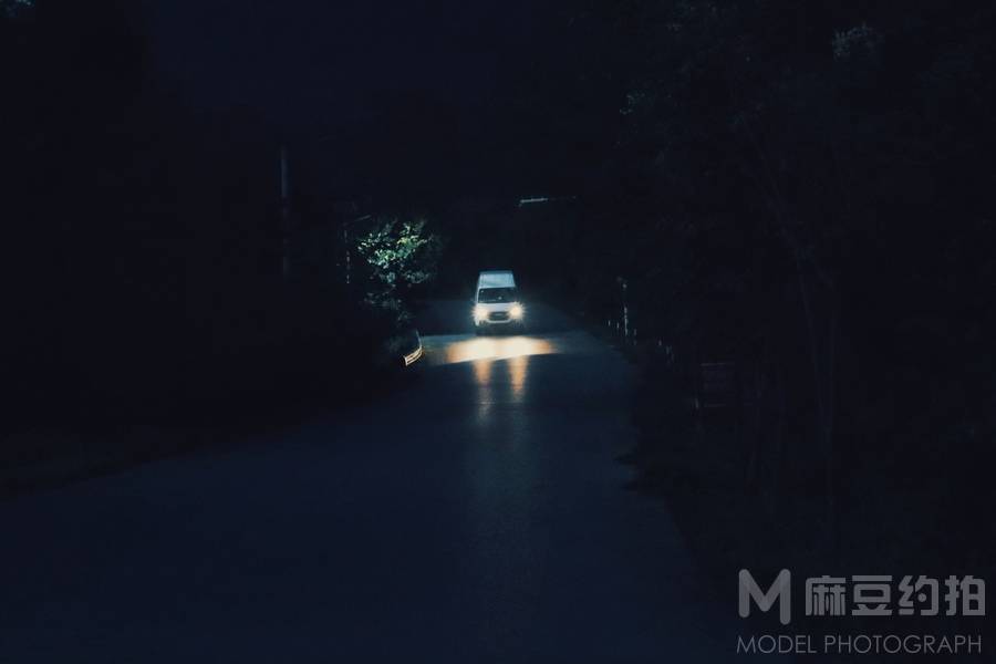 夜景模特