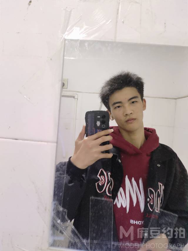 纪实模特