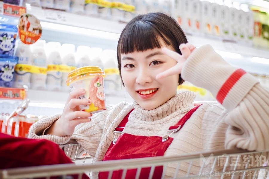 情绪模特