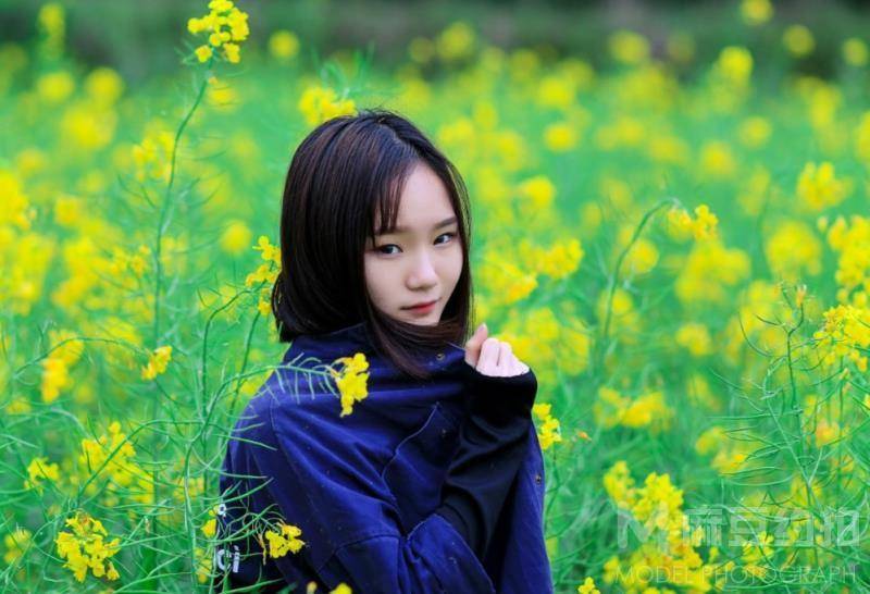 黑白模特